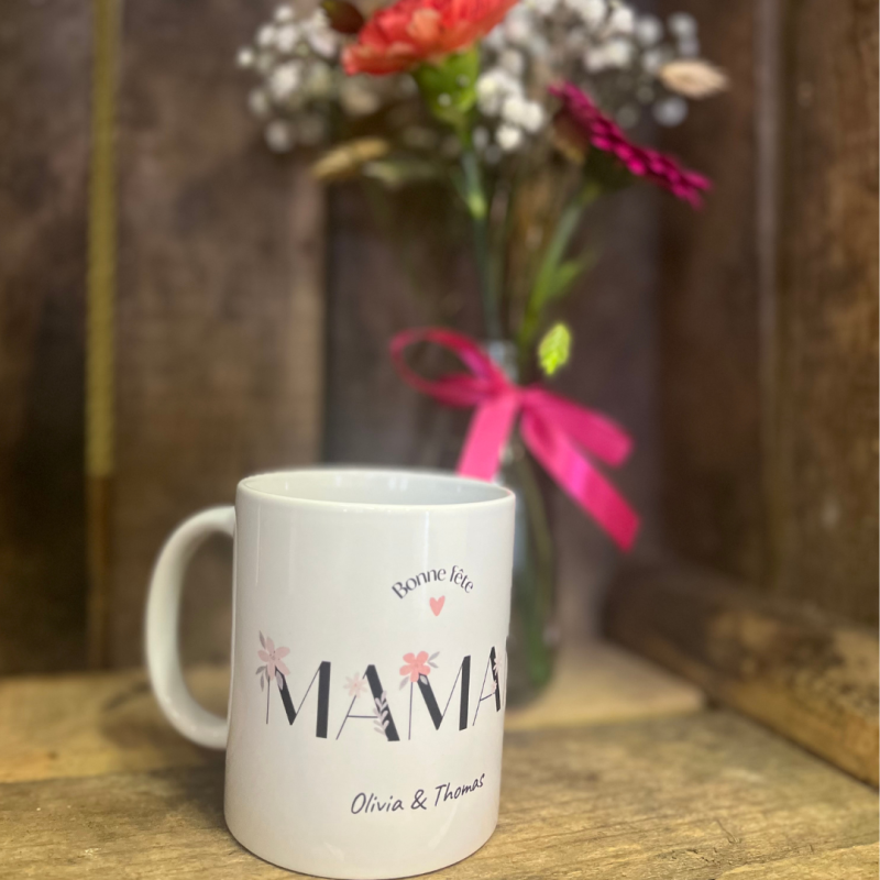 Mug fete des mères avec bouquet fleurs